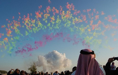 Cai Guo-Qiang lights up Doha sky with daytime fireworks