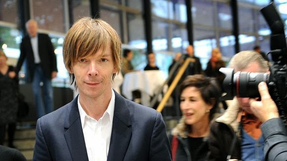 Artistic director of Documenta 14 announced