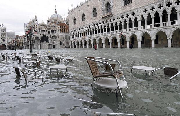 Venice in Peril Fund in troubled waters