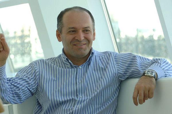 Future Generation Prize founder Victor Pinchuk pledges to give away half of his $4.2bn fortune